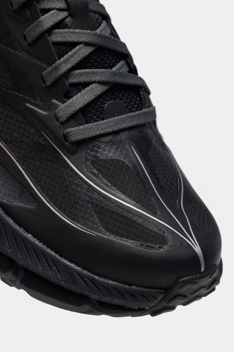 Mafate Speed 4 Lite Sneaker in Black/Outer Orbit - 5