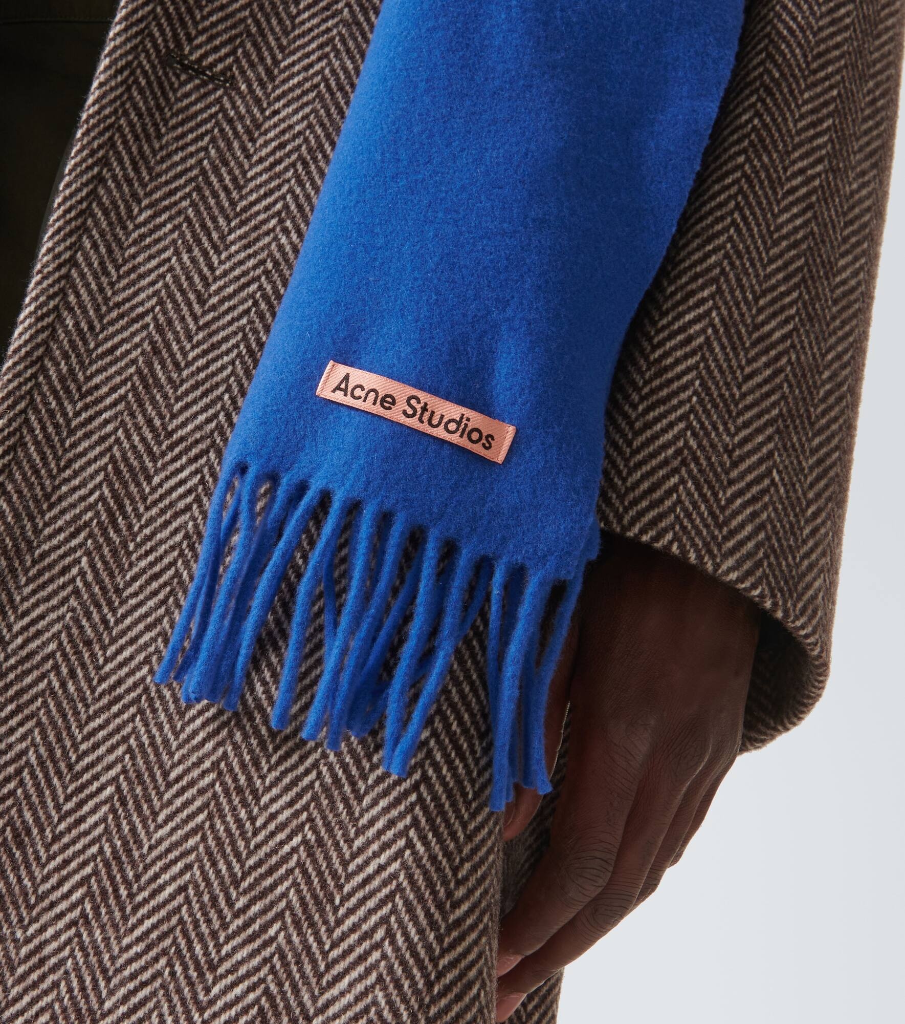 Fringed wool scarf - 4