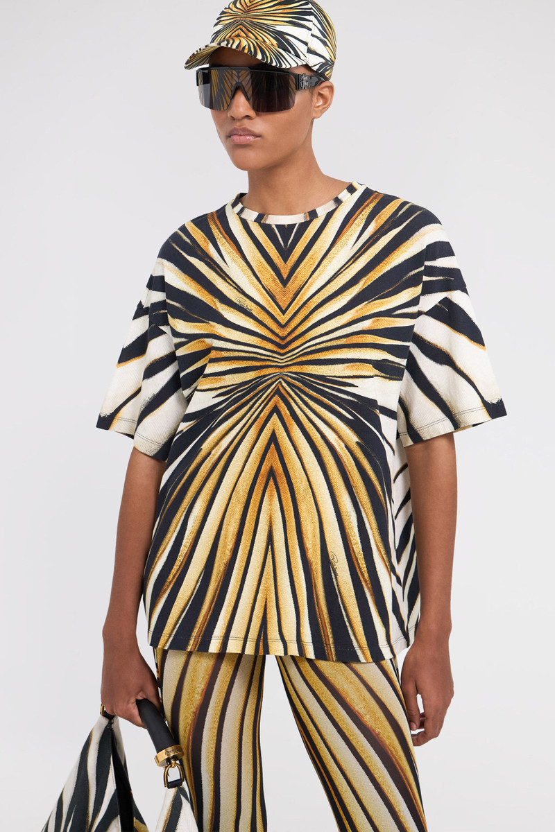 Ray Of Gold Print T-Shirt 5