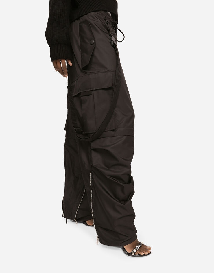 Nylon cargo pants with straps - 4