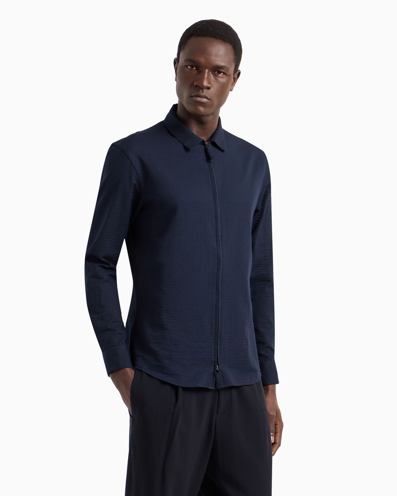Slim-fit cotton seersucker shirt with zip - 4
