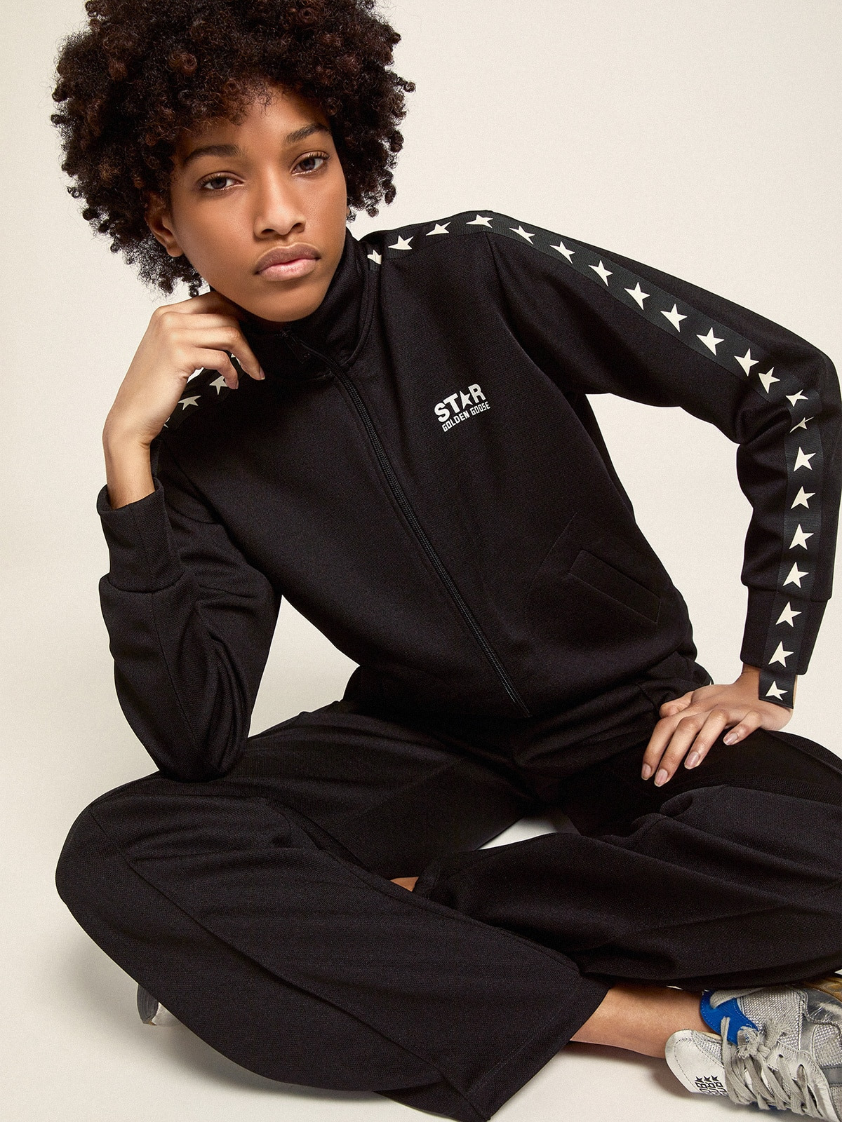 Women’s black zipped sweatshirt with white stars - 4