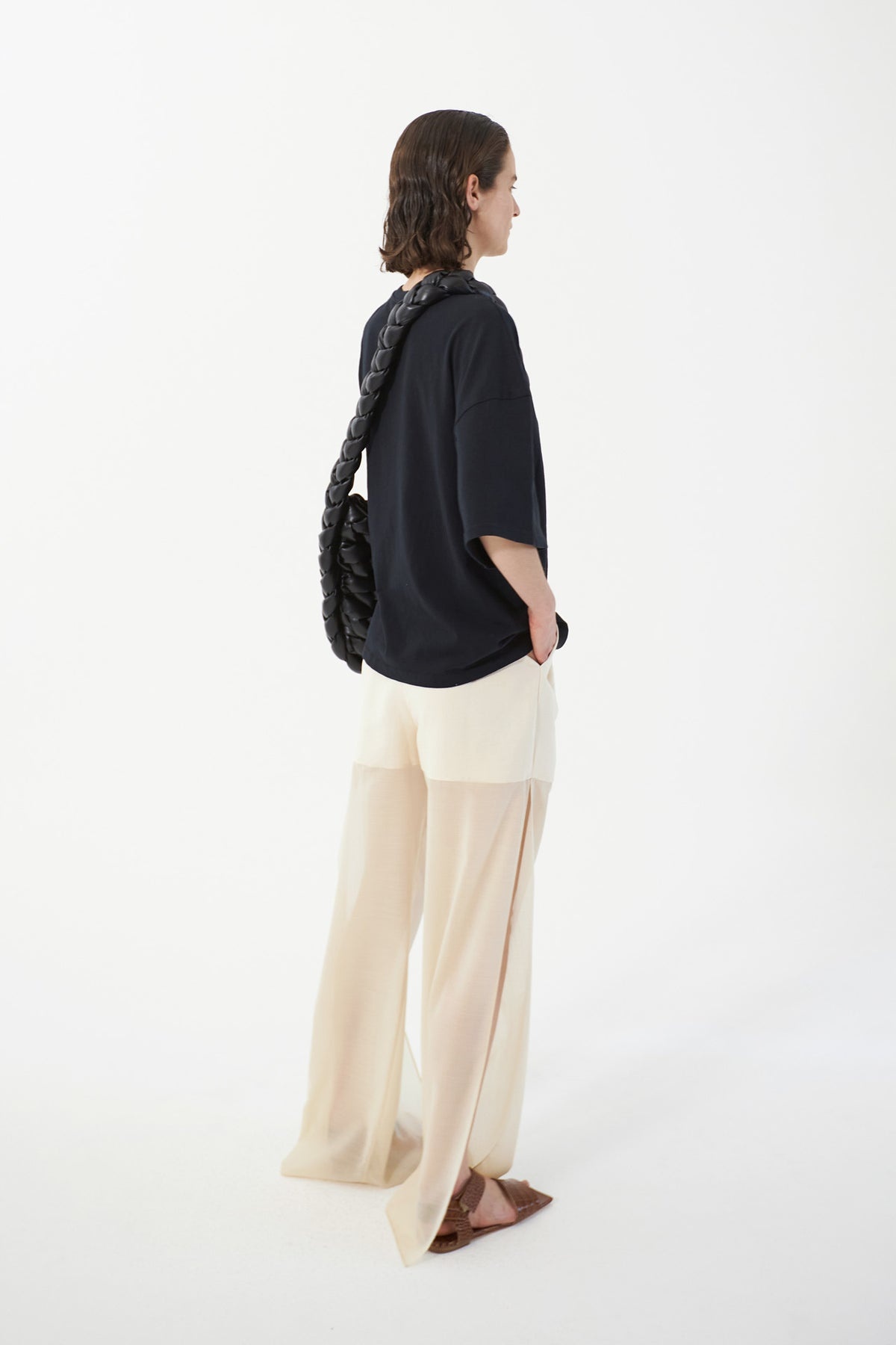 ORGANIC COTTON ONE-SLEEVE T-SHIRT BLACK - 7