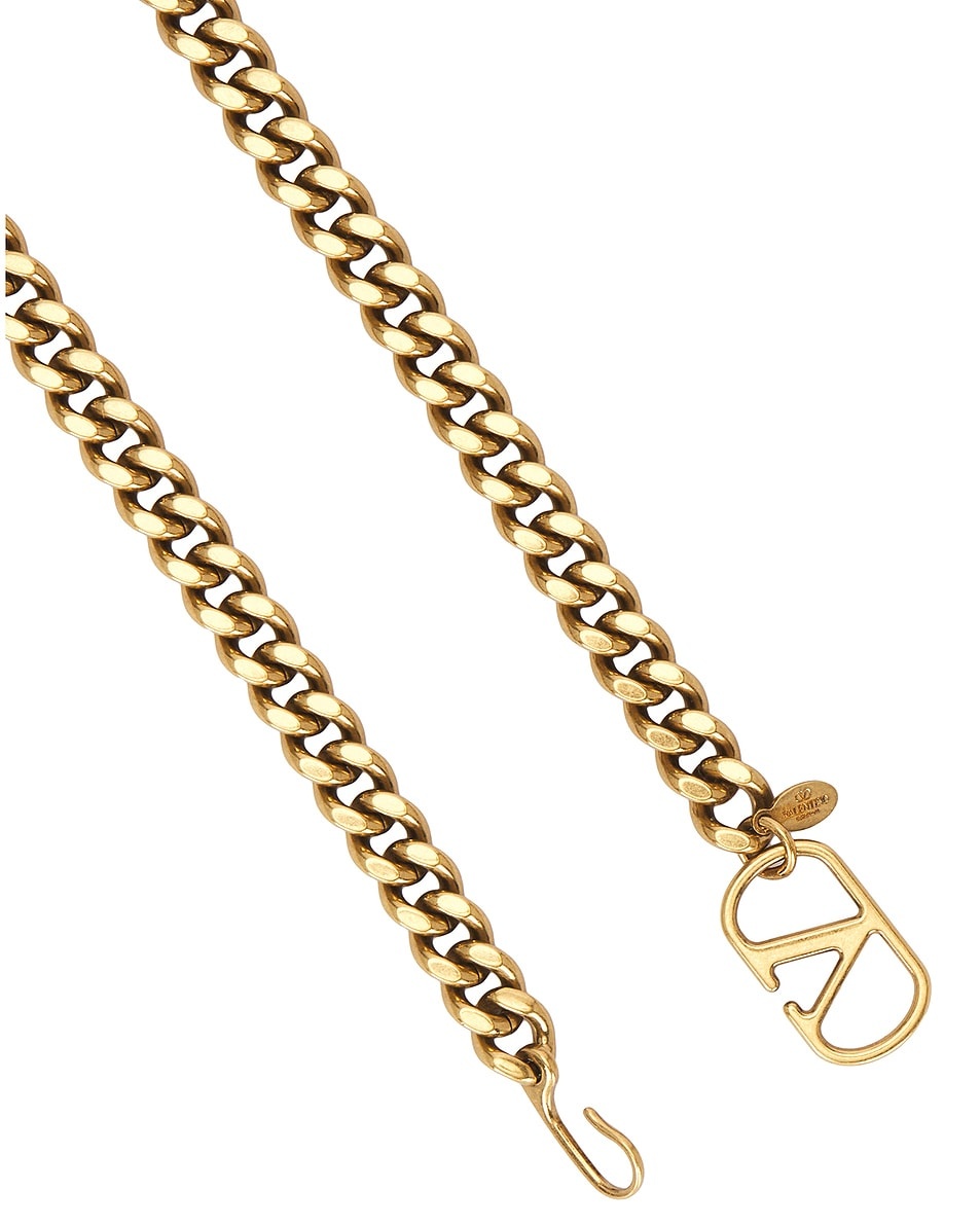V Logo Signature Chain Belt - 3