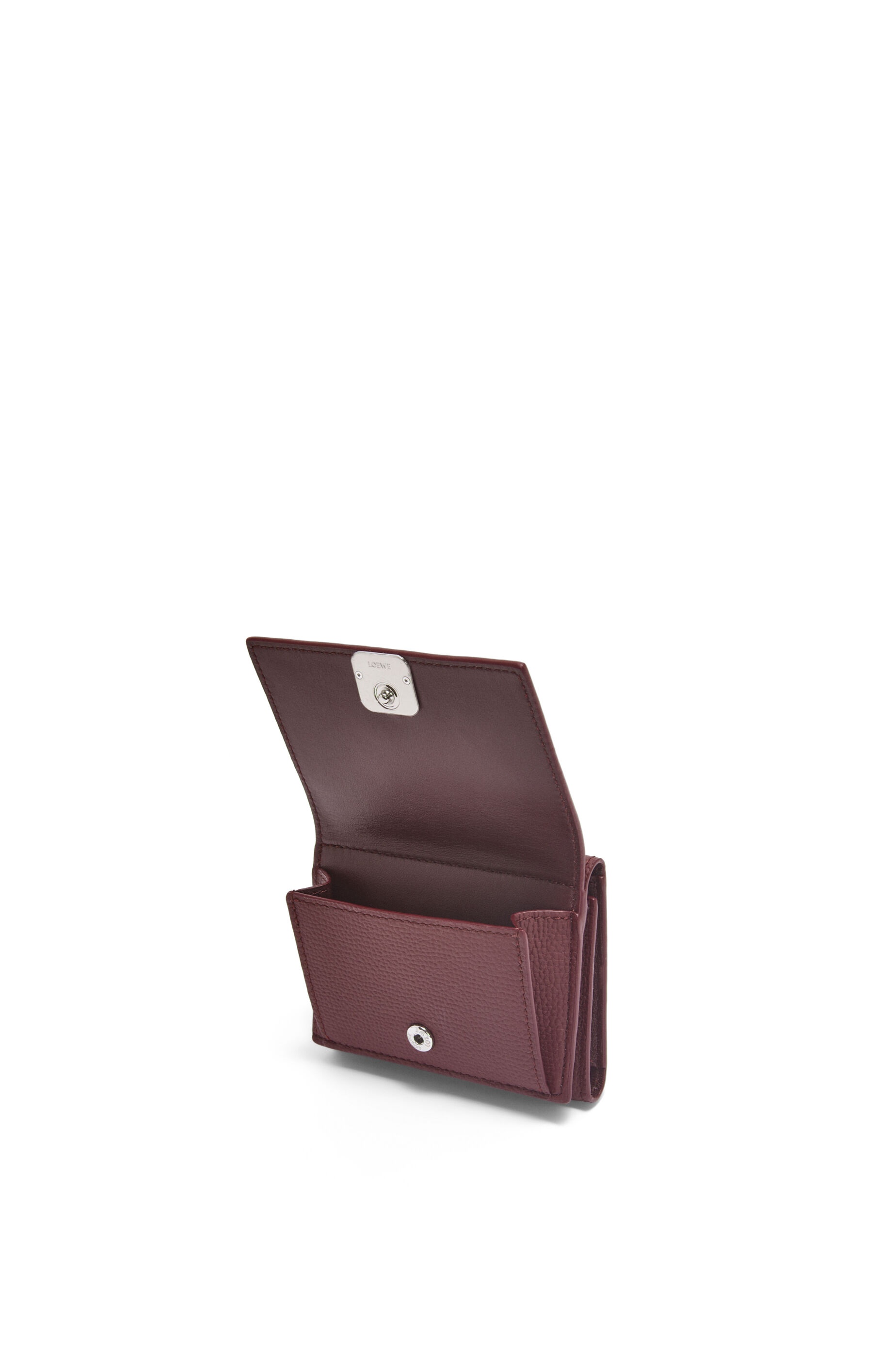 Anagram trifold wallet in pebble grain calfskin - 3