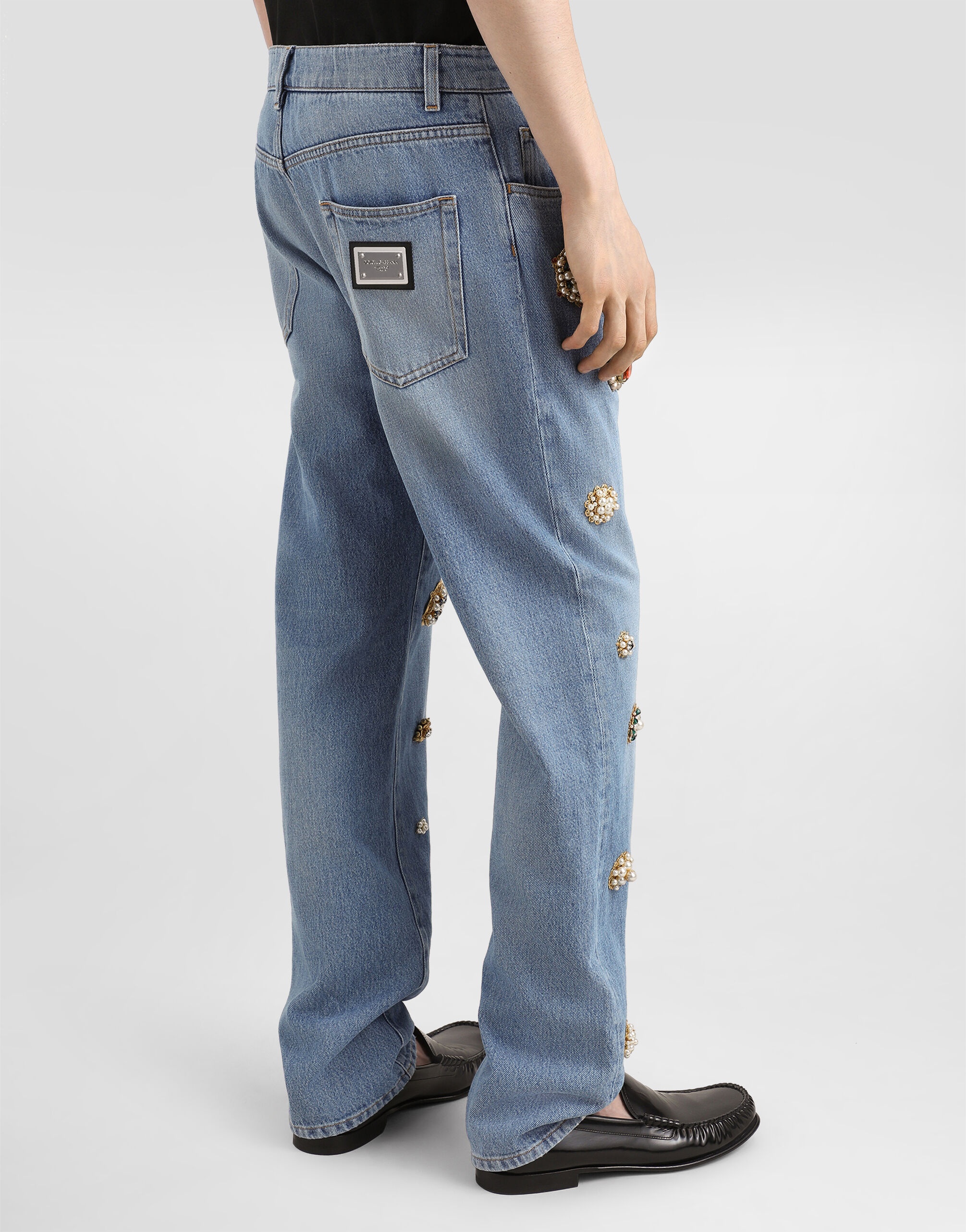 Classic cotton jeans with tag and bejeweled details - 5