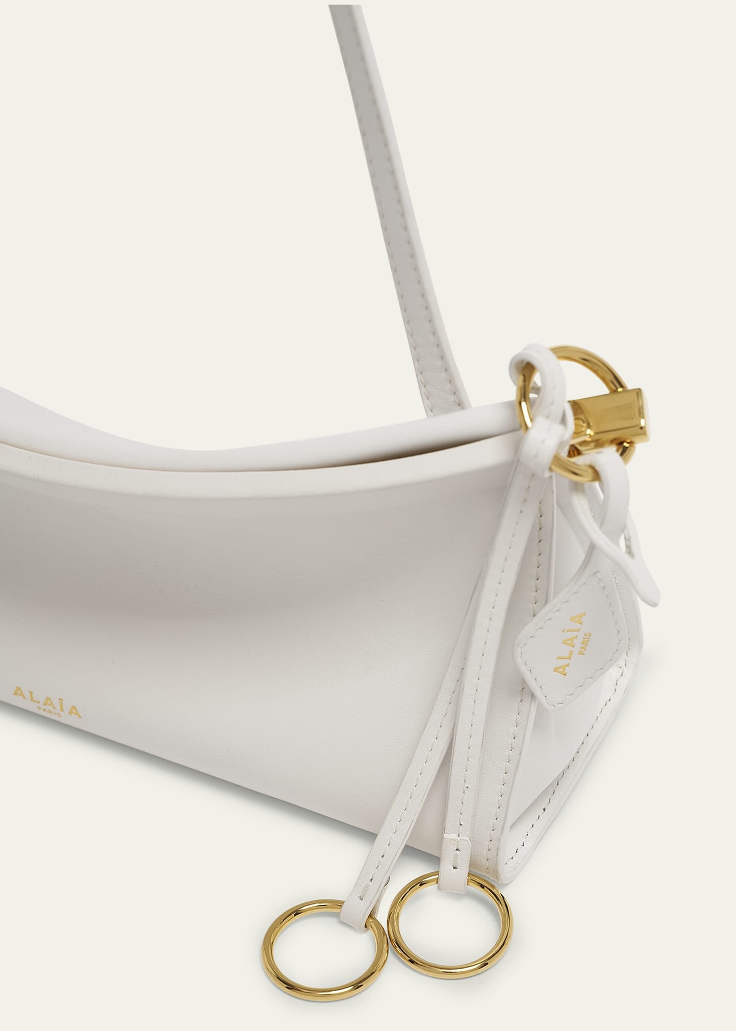 Le Click Small Shoulder Bag in Glossy Leather - 5