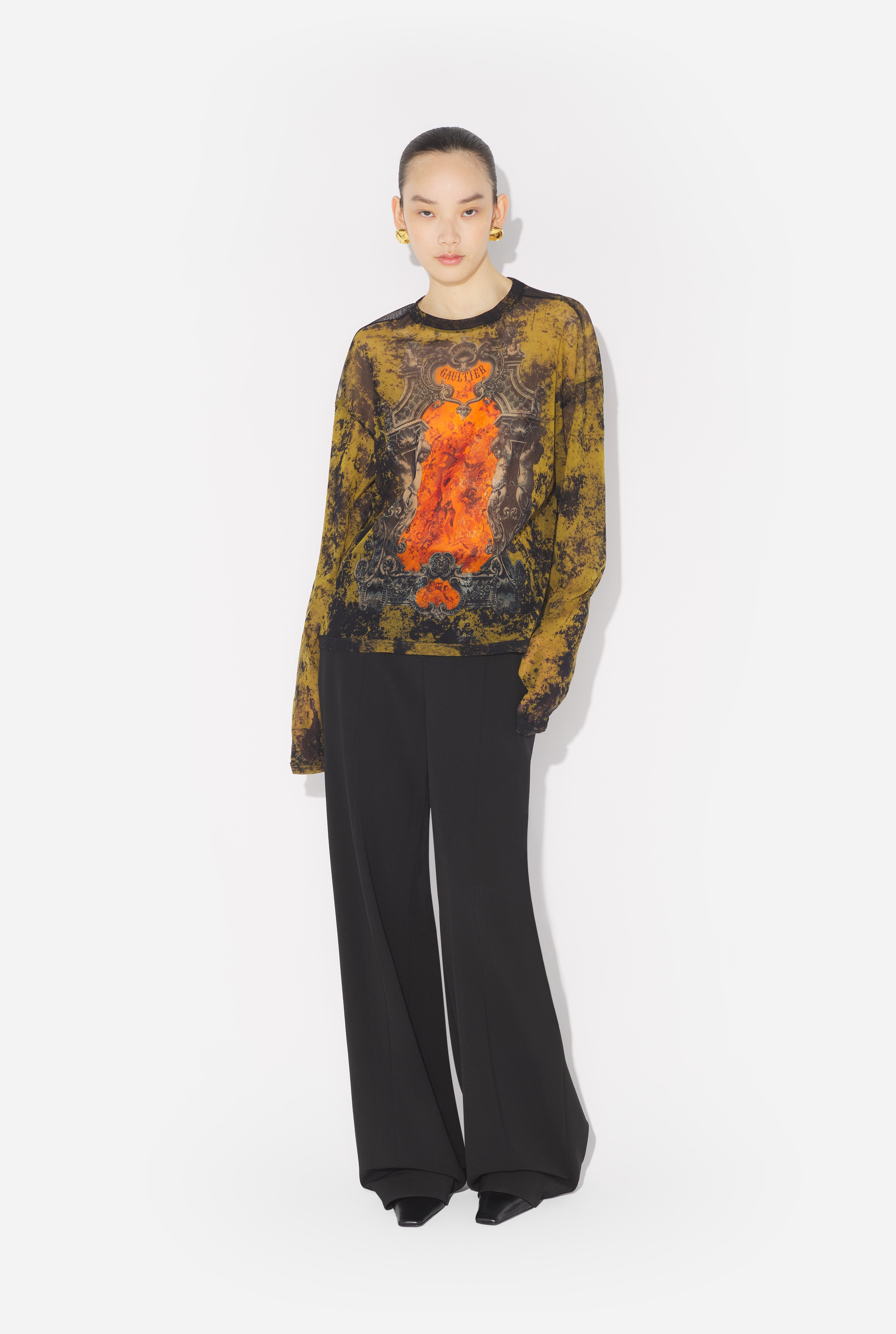 THE OVERSIZED KHAKI MÉDAILLON TOP - 3