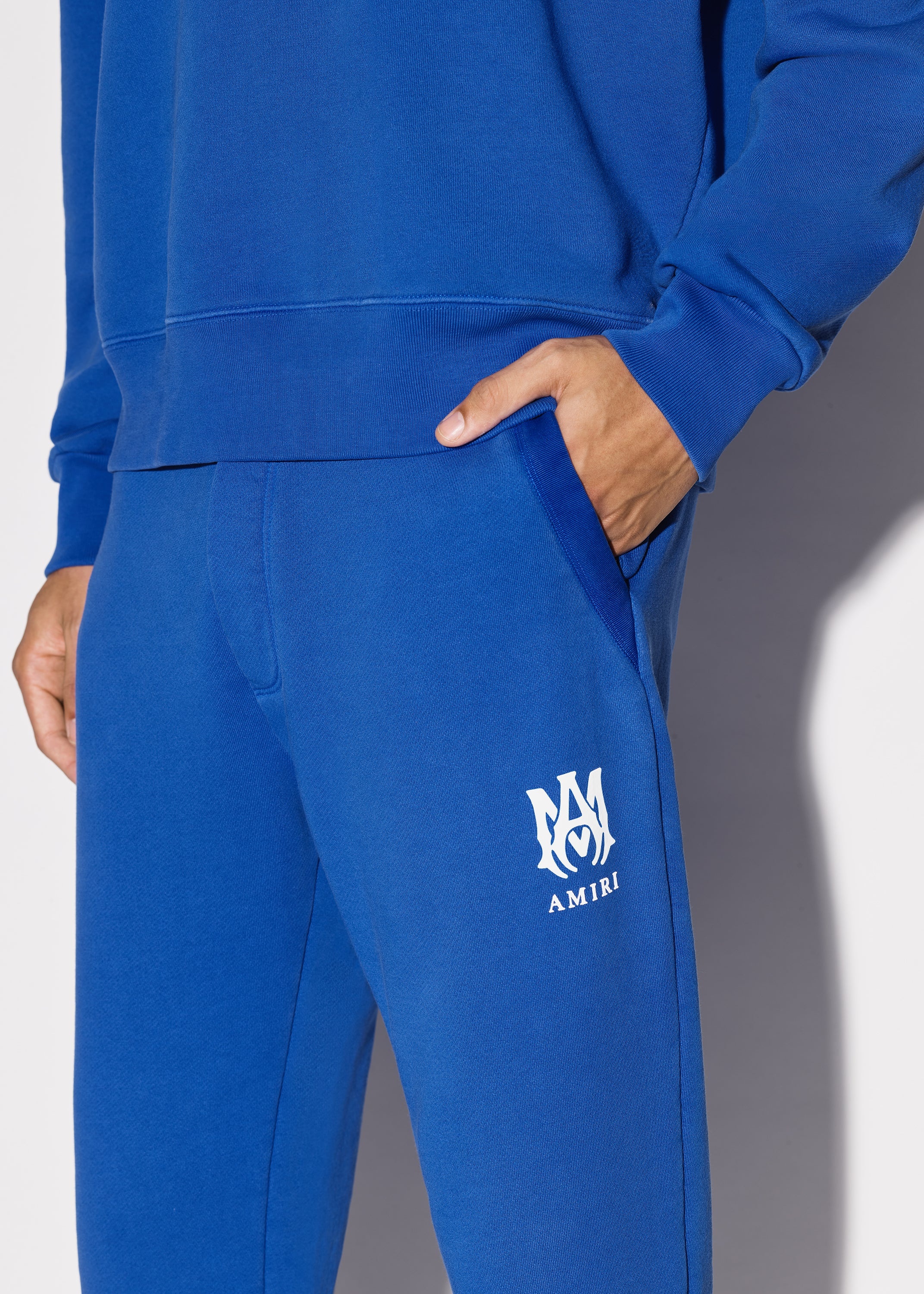M.A. CORE LOGO SWEATPANTS - 6