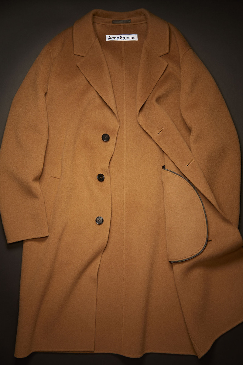 Double-faced wool coat light camel 6