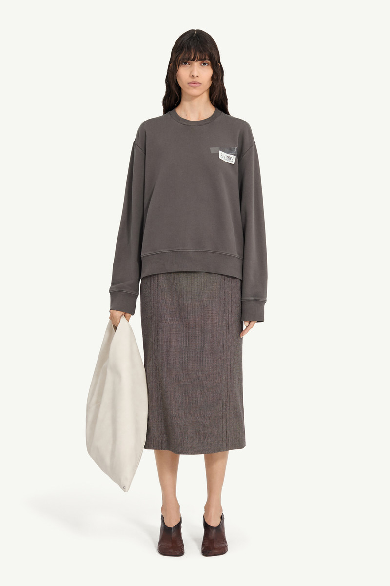 Taped label sweatshirt 1
