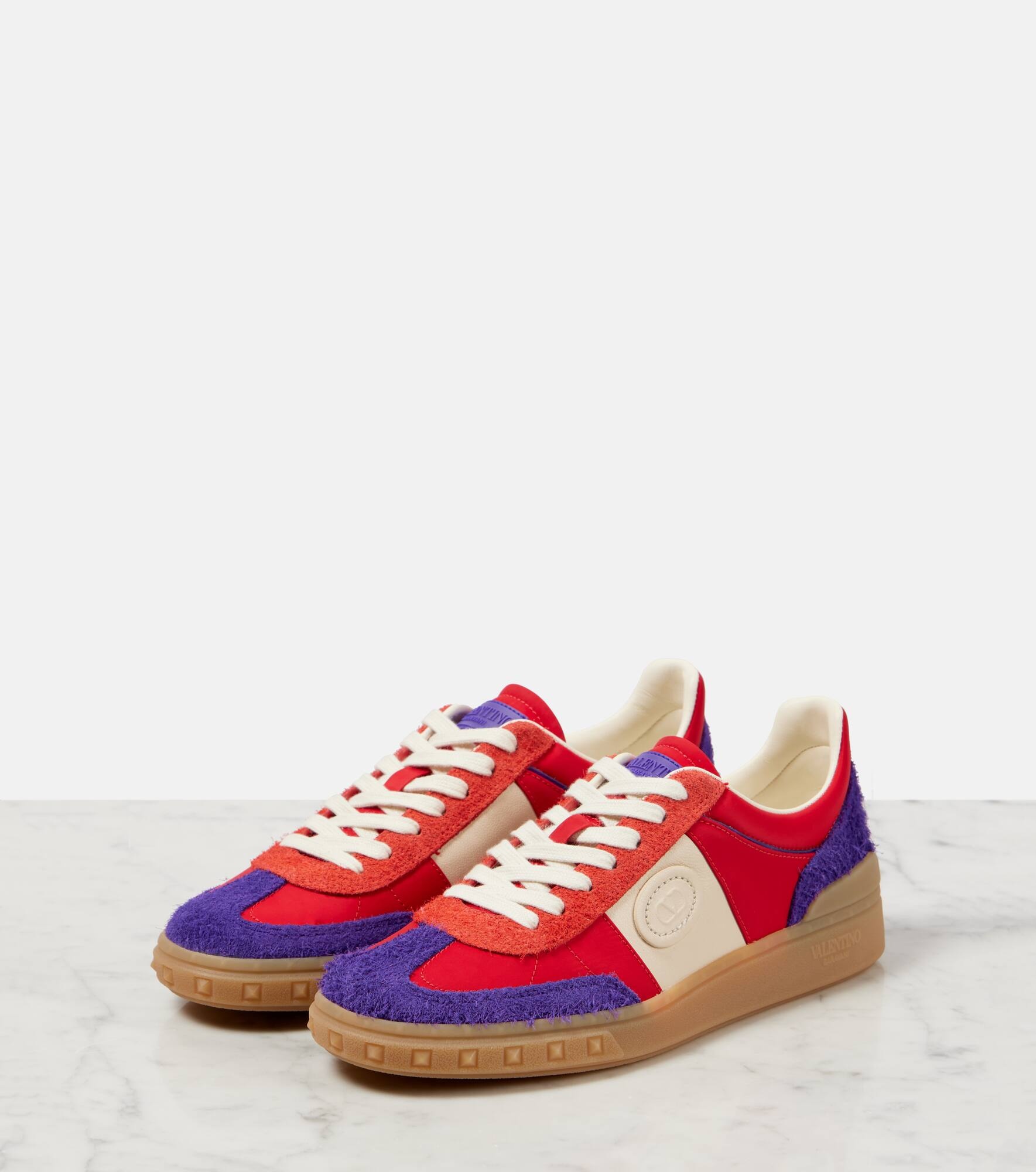 Upvillage VLogo suede sneakers - 4