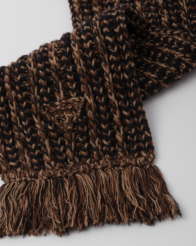 Wool and cashmere scarf 4