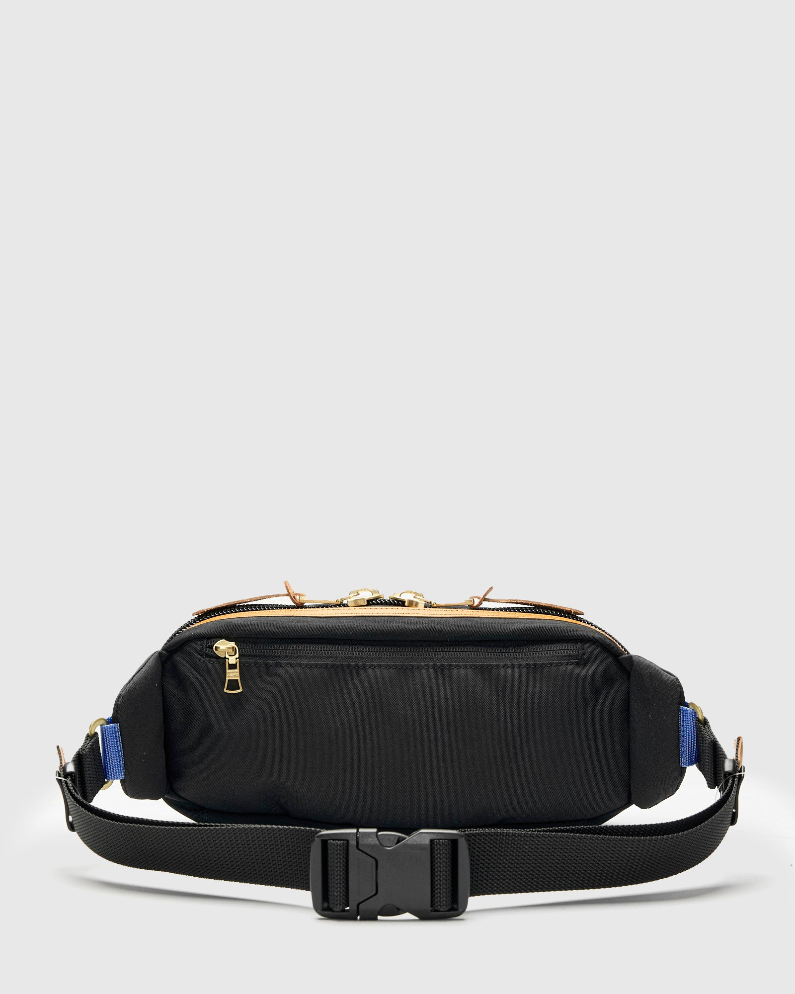 Link Waist Bag v2 in Black - 3