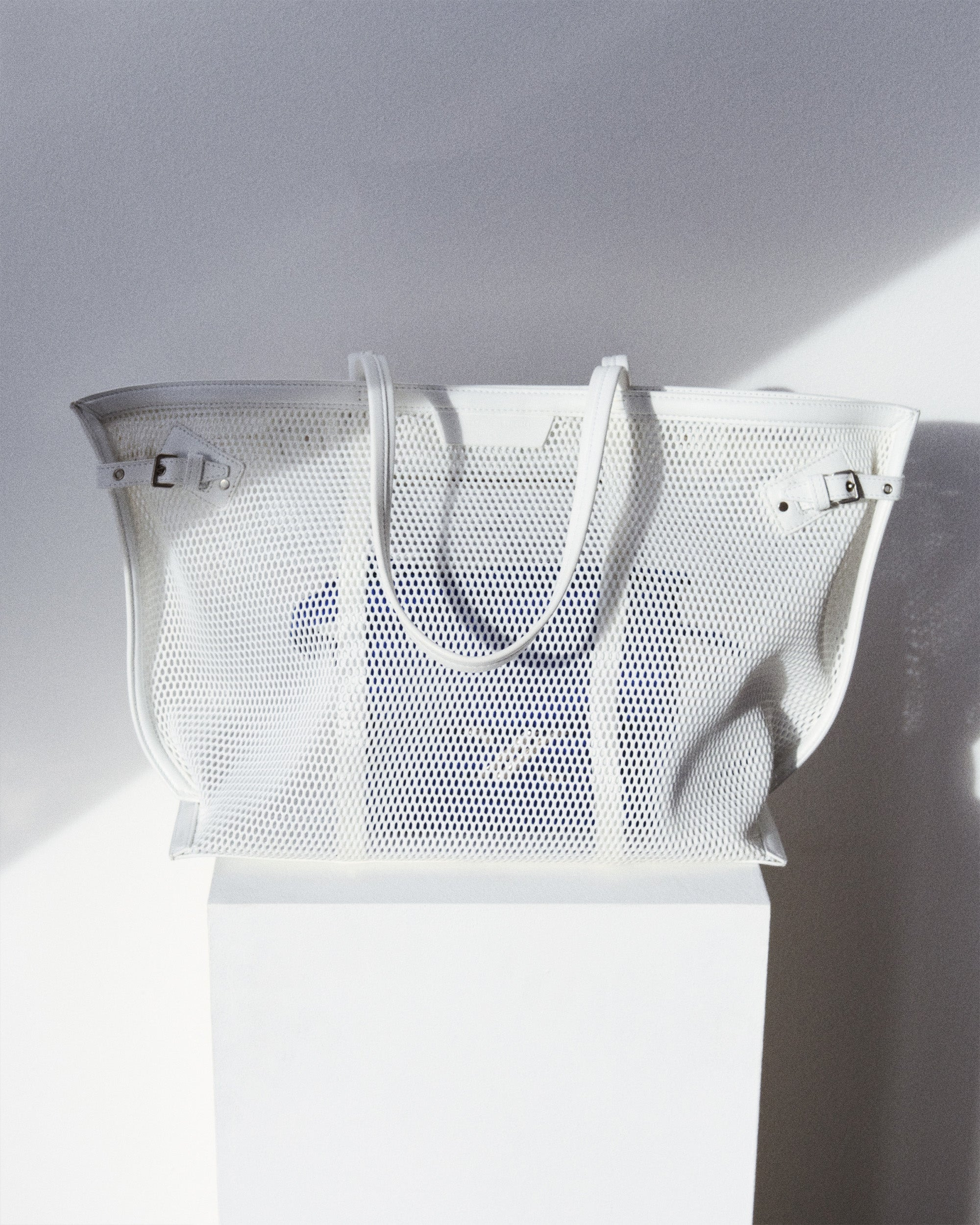 Days Carryall in Mesh - 7