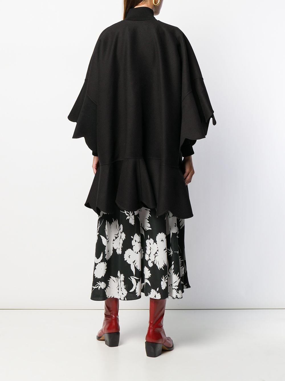 scalloped edge cape - 4