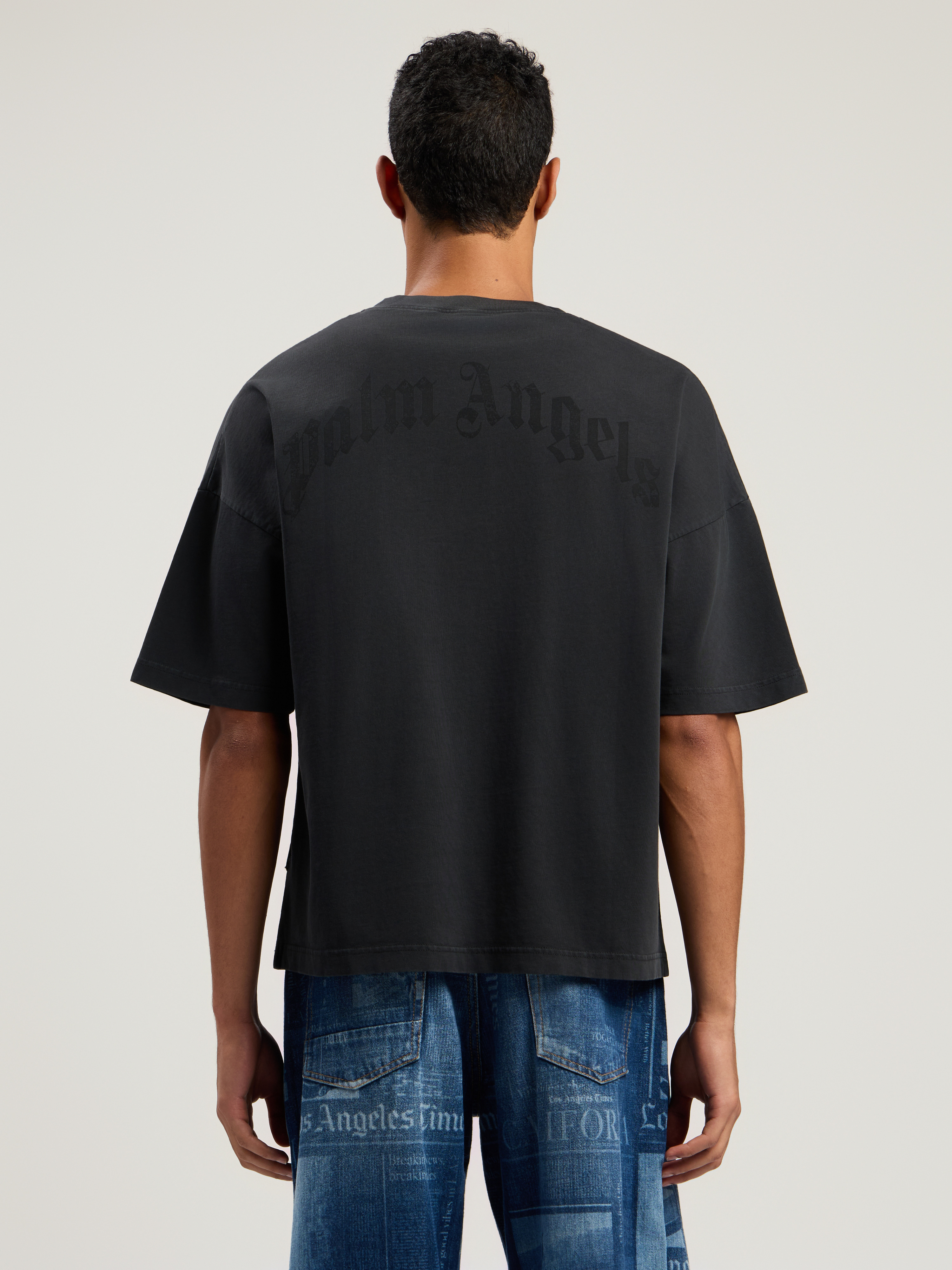 Curved Logo Loose Collar T-Shirt - 5
