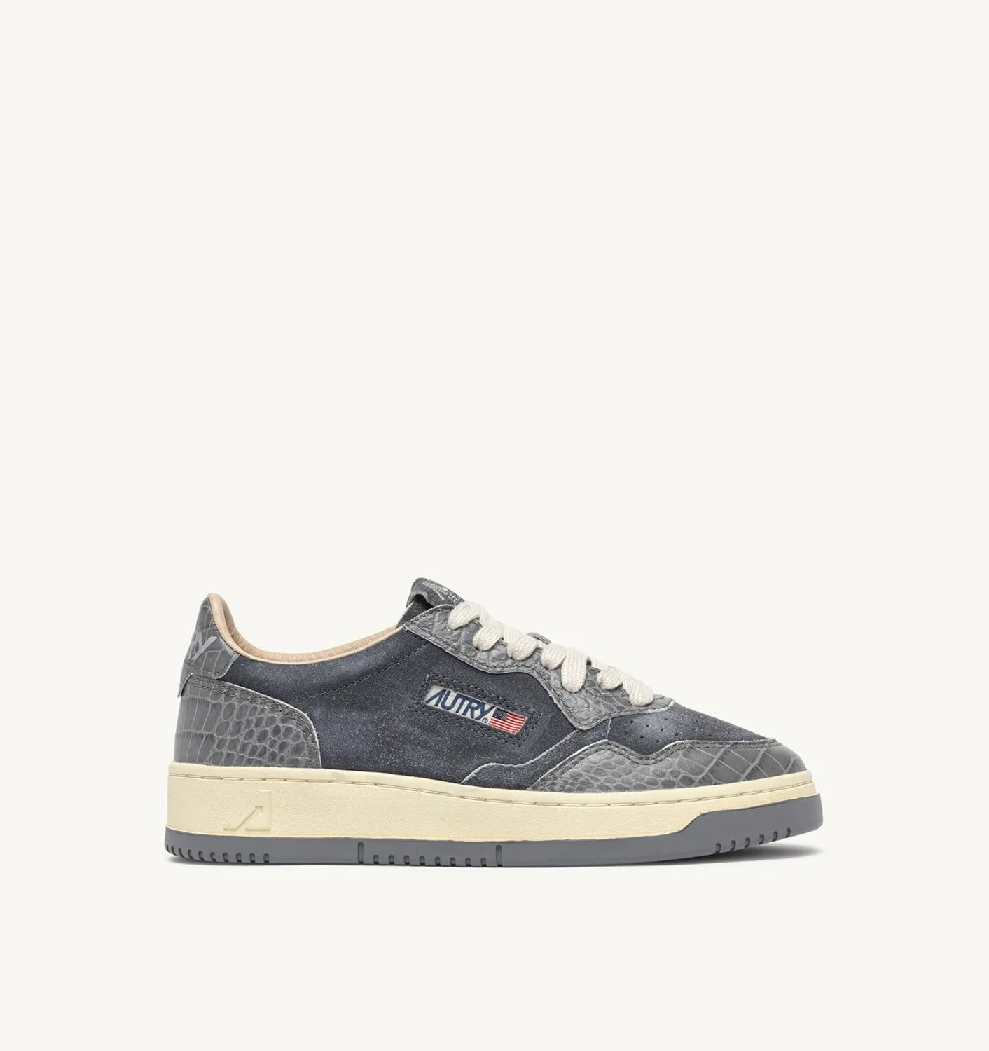 MEDALIST LOW SNEAKERS IN NIGHT OWL SUEDE AND LEATHER - 1