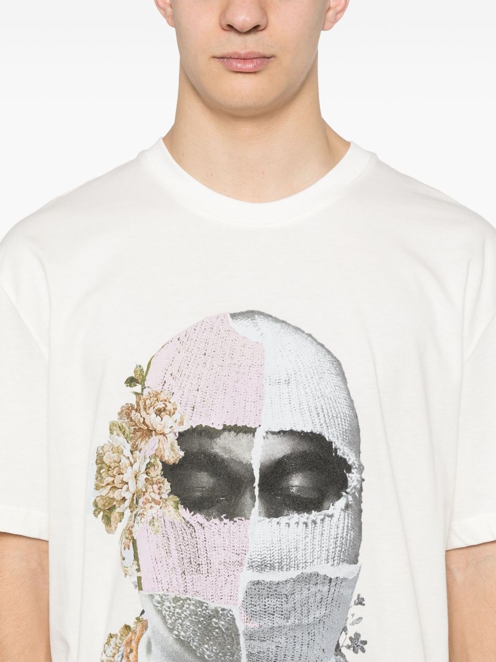 Newspaper Mask T-shirt - 4