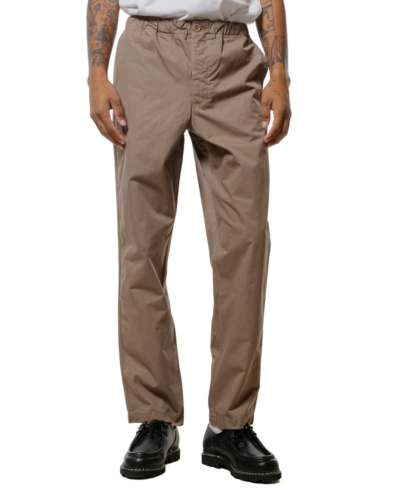 NORSE PROJECTS Ezra Regular Mineral Dyed Fine Twill Trousers Walnut outlook