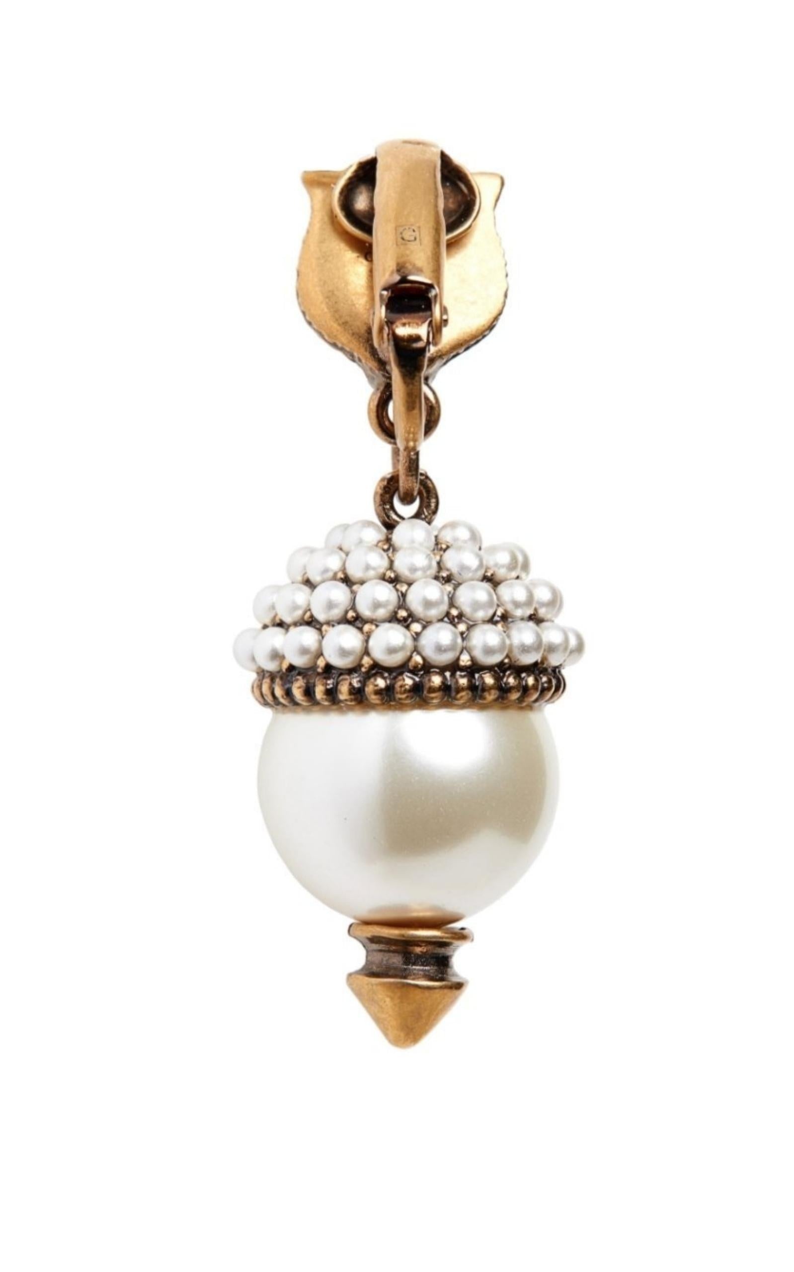 Feline Head Pearl Drop Earrings - 4