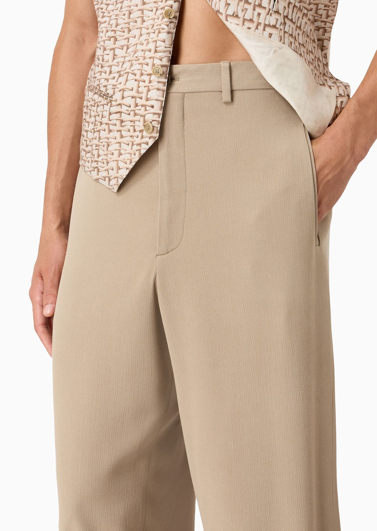 Two-dart, airbrushed linen trousers - 5