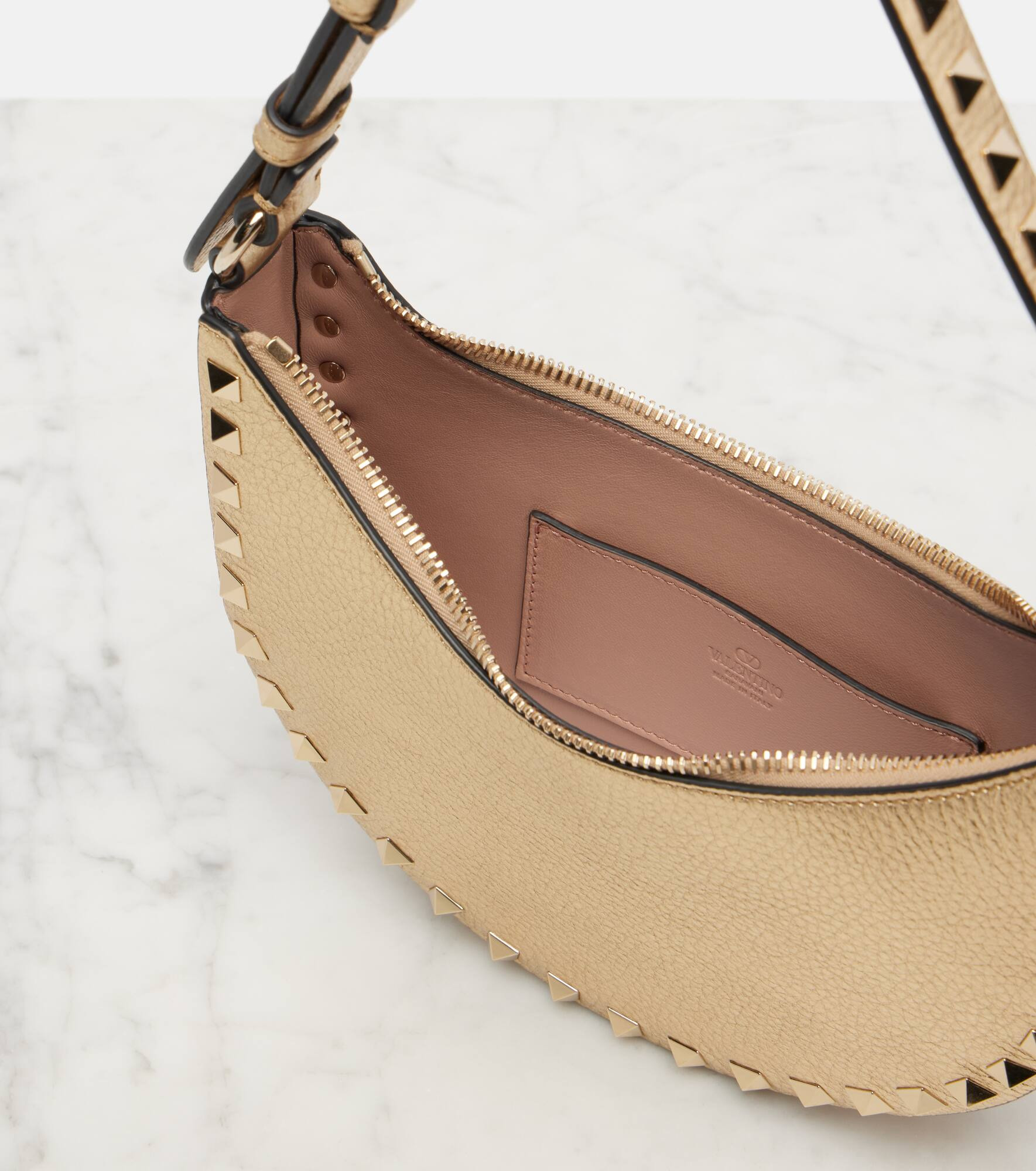 Rockstud Small leather shoulder bag - 3