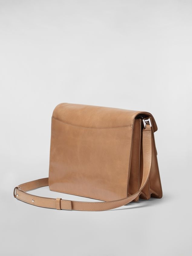TRUNK SOFT LARGE SHOULDER BAG IN BEIGE SHINY CALF LEATHER - 3