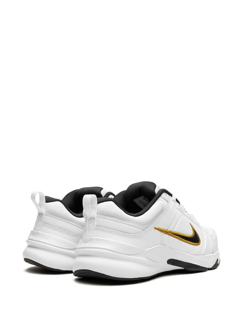 Defy All Day 4E sneakers 3