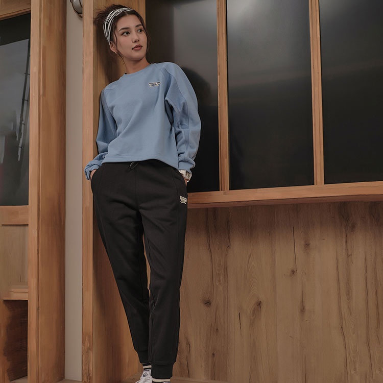 (WMNS) Reebok Round Neck Knitted Loose Casual Pullover Sweatshirt 'Blue' 23FRC304WGB4 - 2