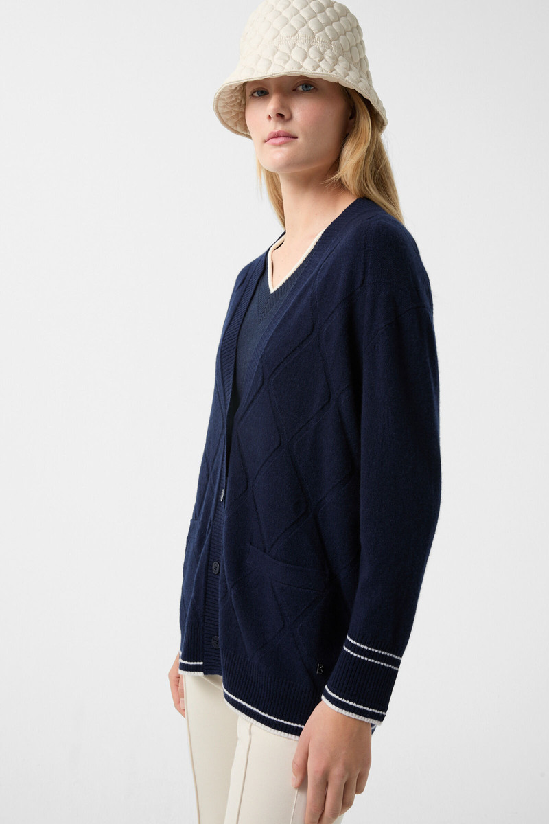 Cardigan Cherry in Navy blue 6