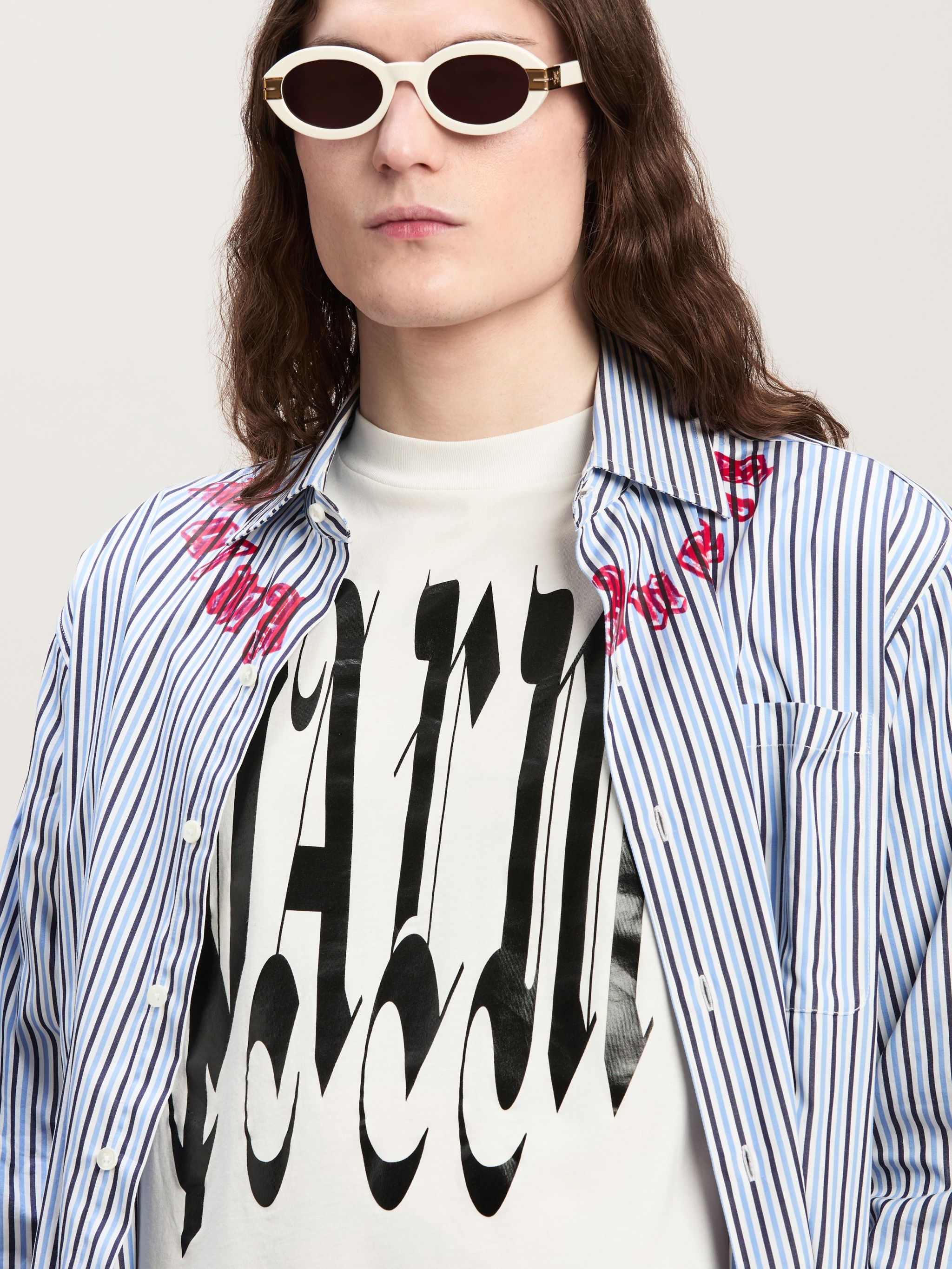 Gothic logo over T-shirt white - 6