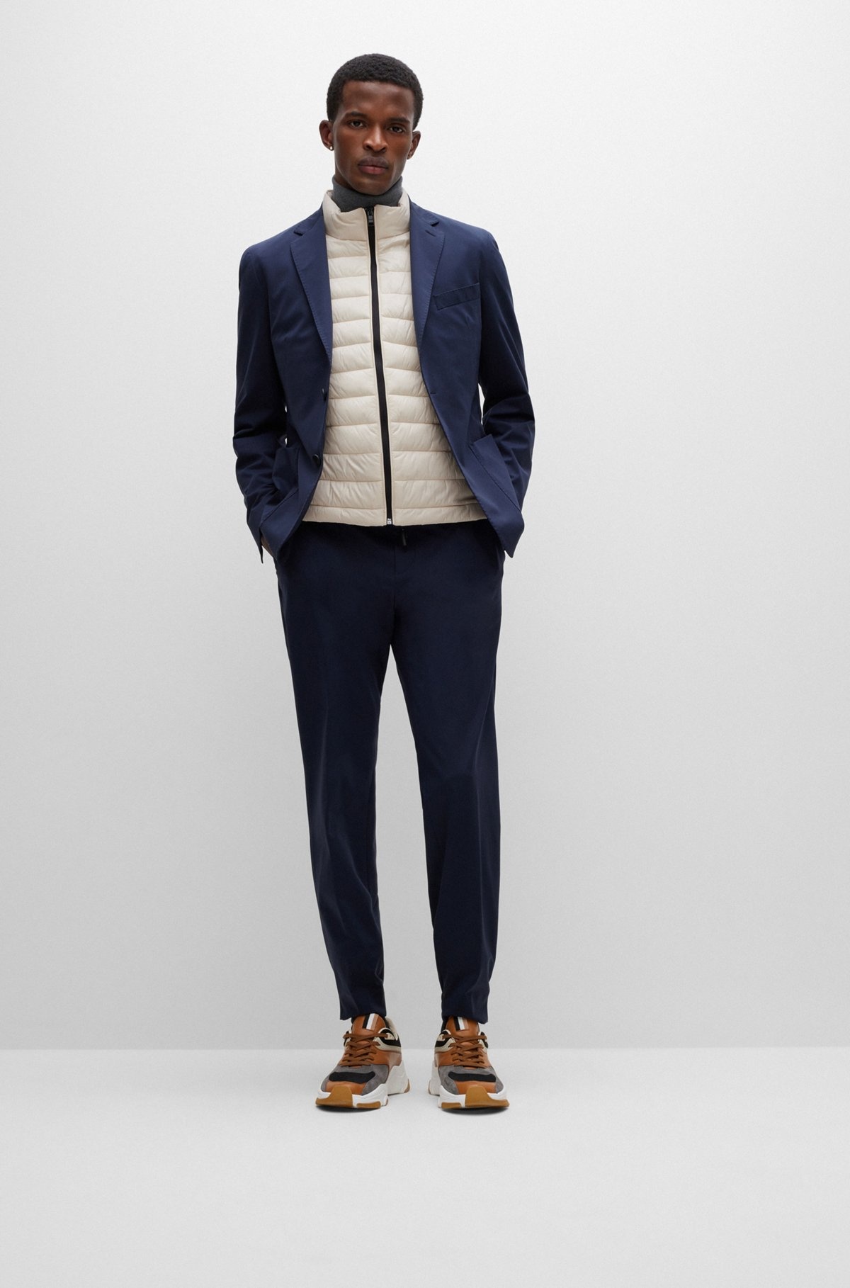 PACKABLE GILET WITH TONAL LOGO - 3