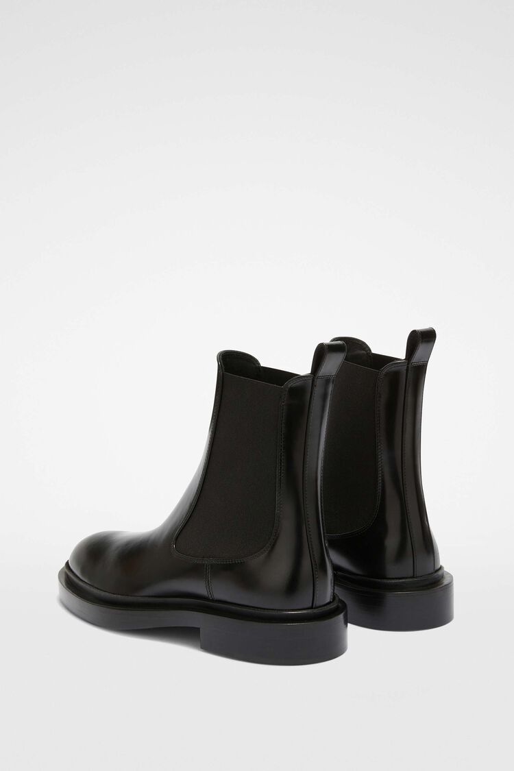 Chelsea Boots - 4