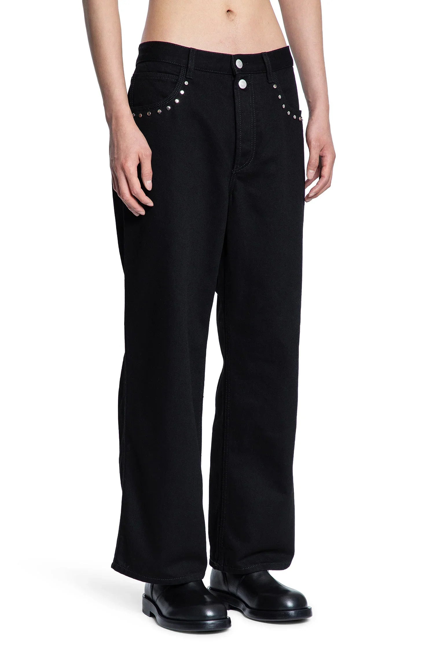 Cropped-Stud-5-Pocket-Jeans - 2
