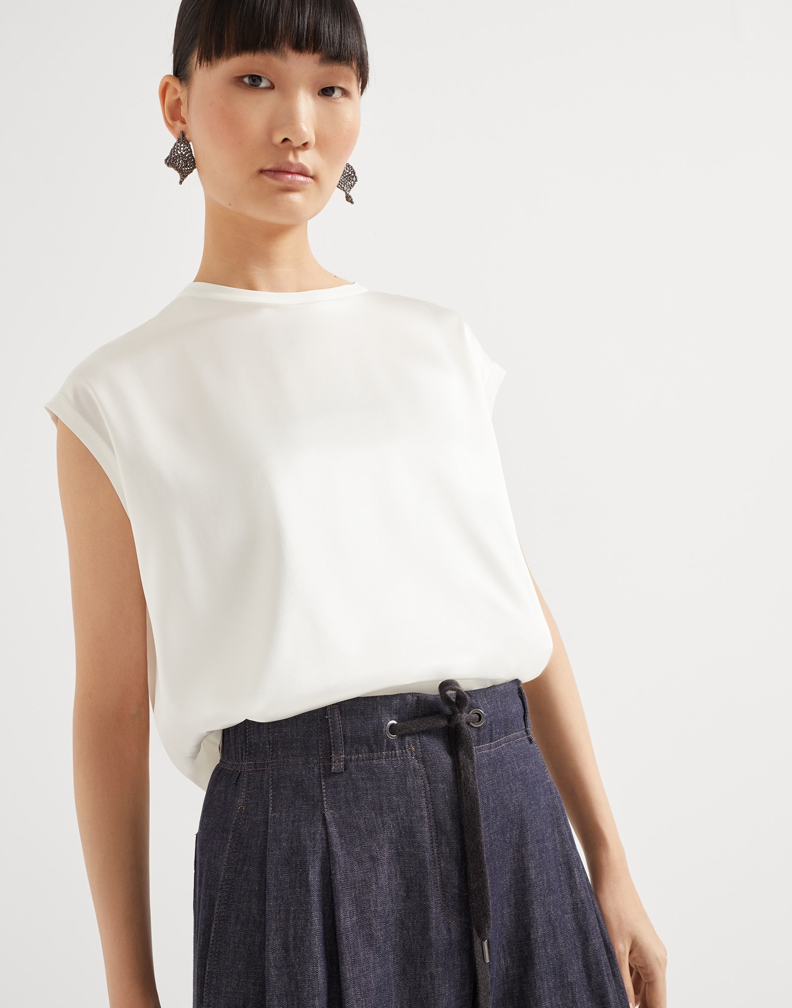 Stretch silk satin T-shirt with monili - 4