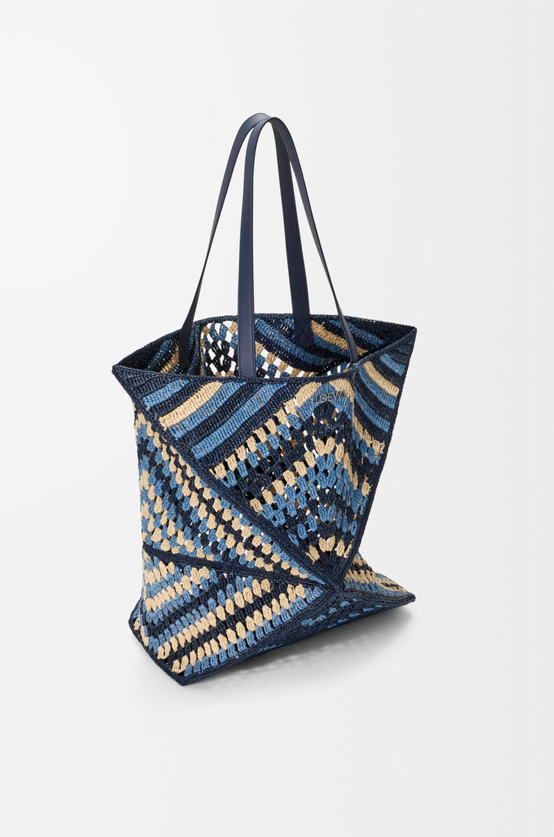 XL Puzzle Fold tote in raffia 4