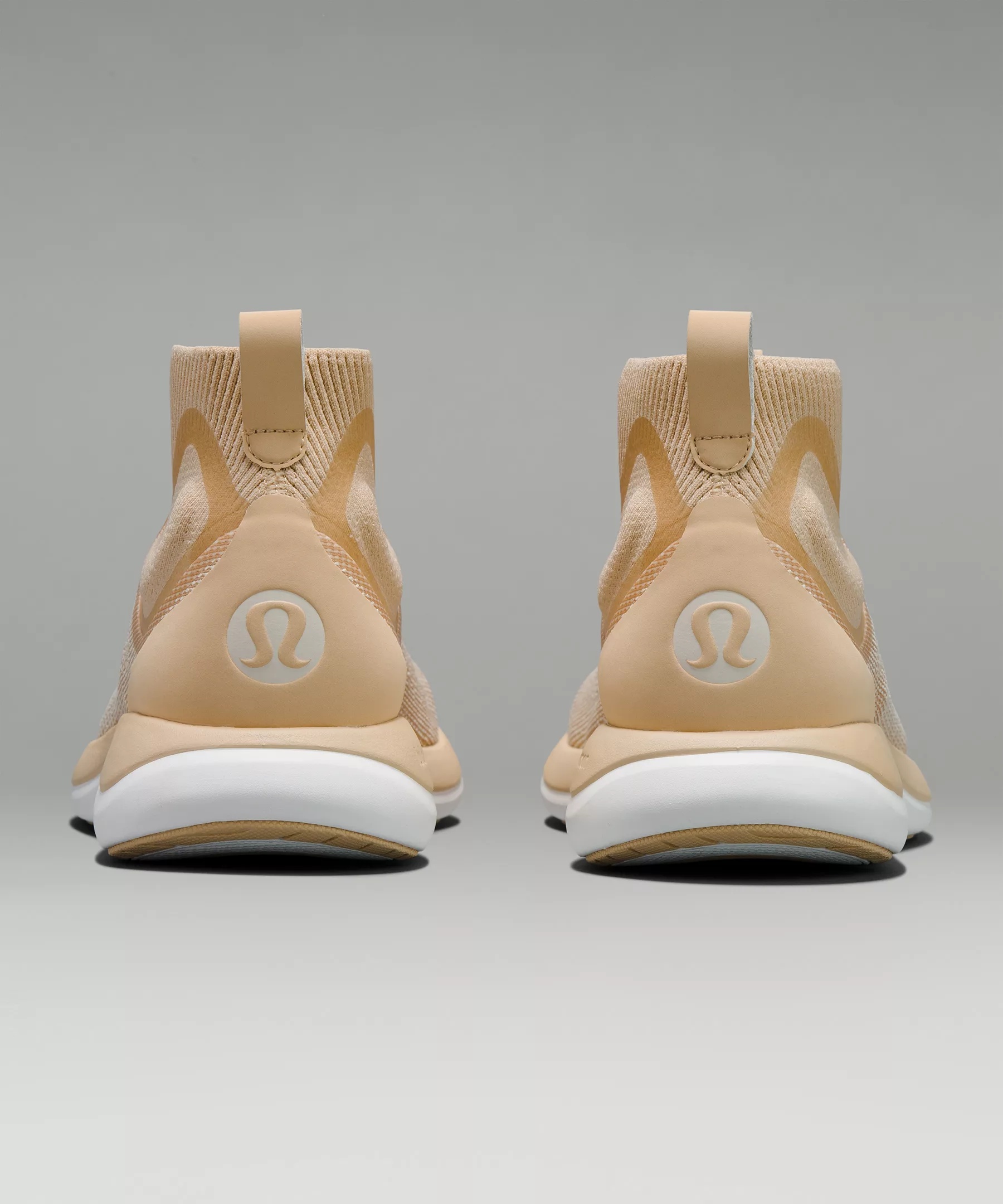 Women's Chargefeel Mid Workout Shoe - 6