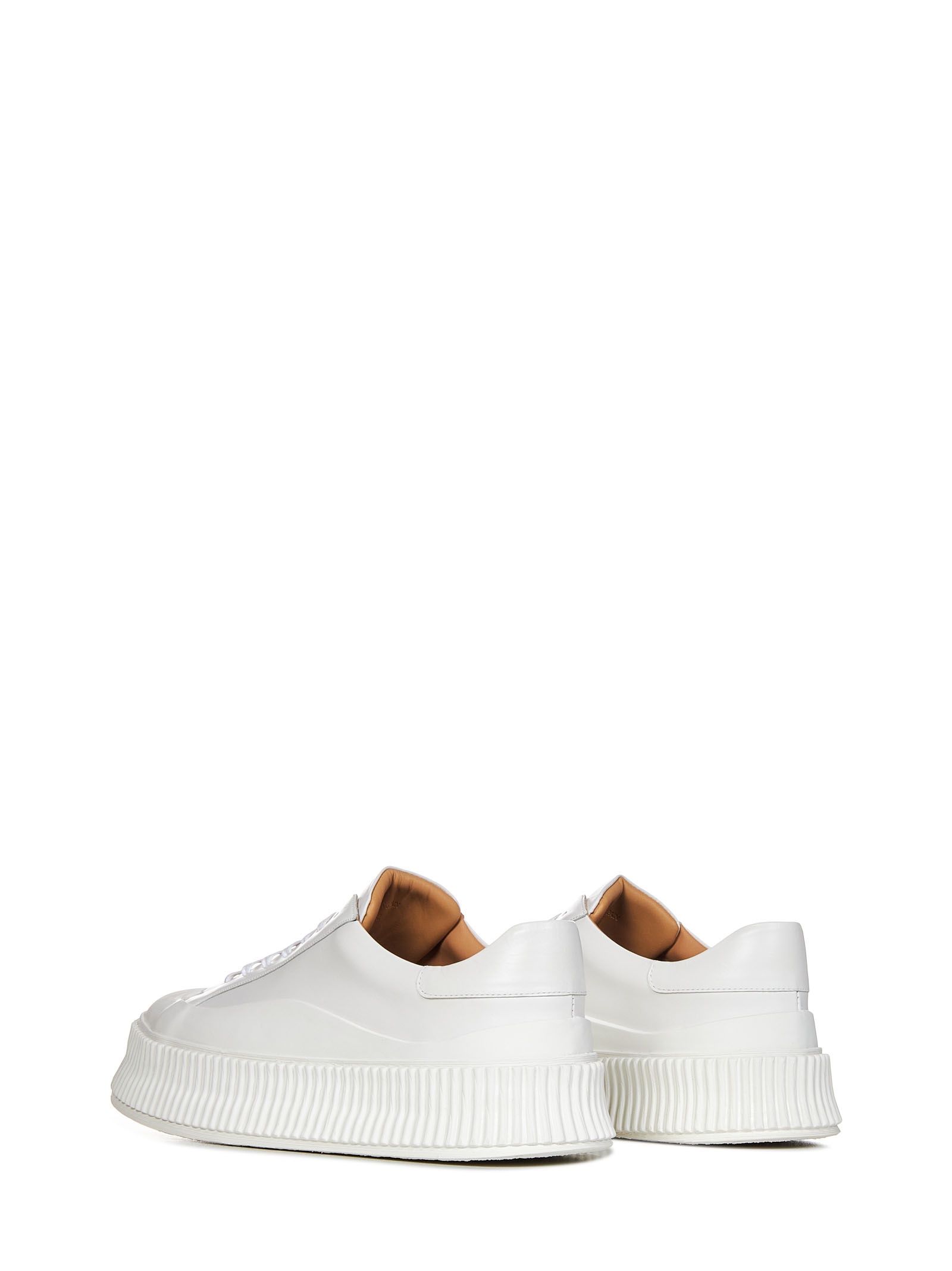 Snow-colored calfskin low-top sneakers with vulcanized rubber sole. - 3