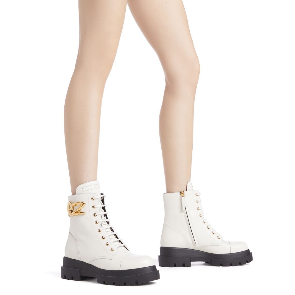 Tankie Boot - 2