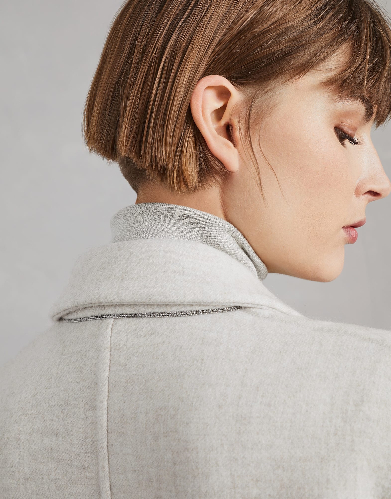 Hand-finished cozy cashmere double cloth blazer with monili - 3