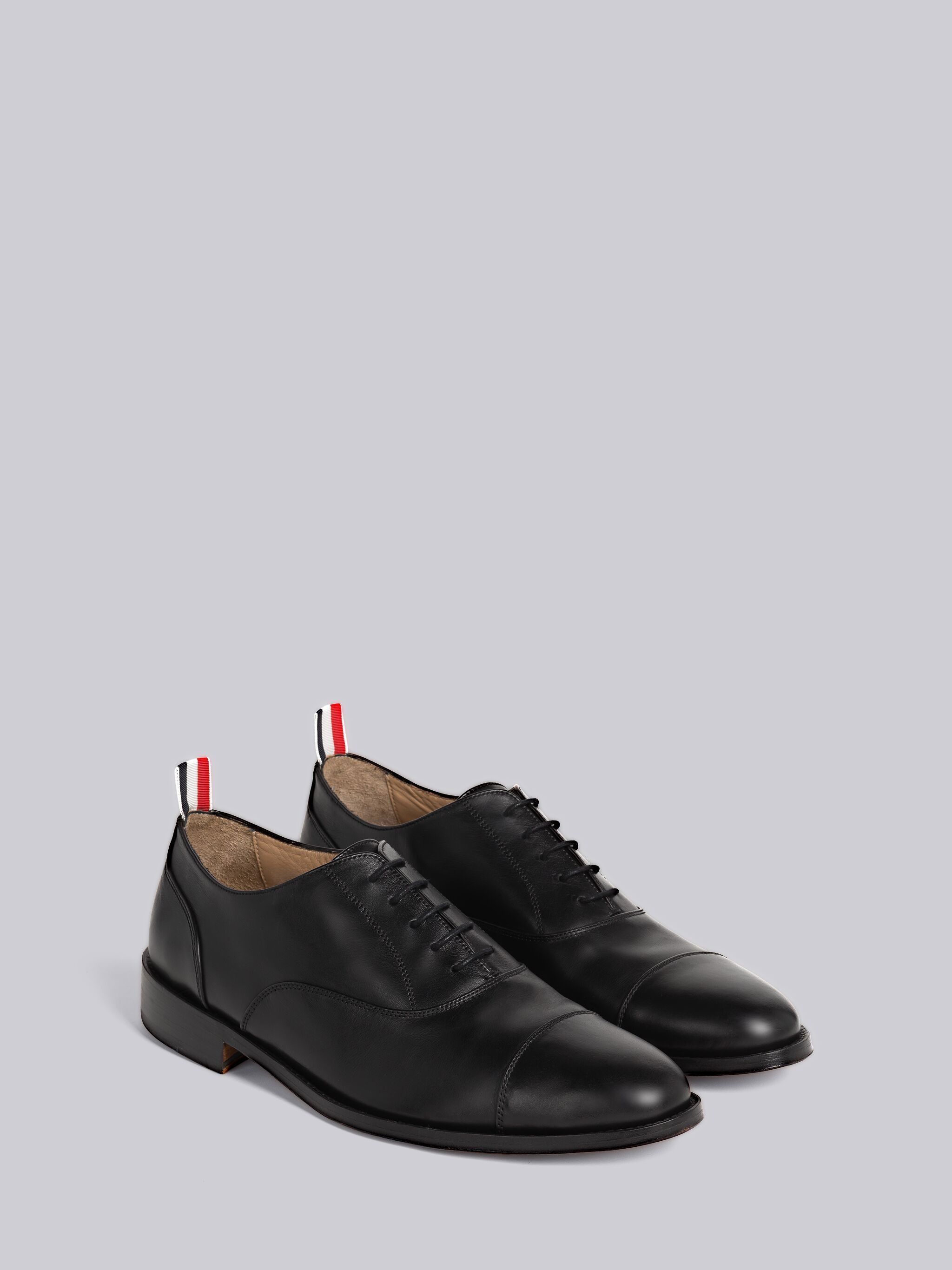 Thom Browne VITELLO CALF LEATHER CAP TOE OXFORD | REVERSIBLE