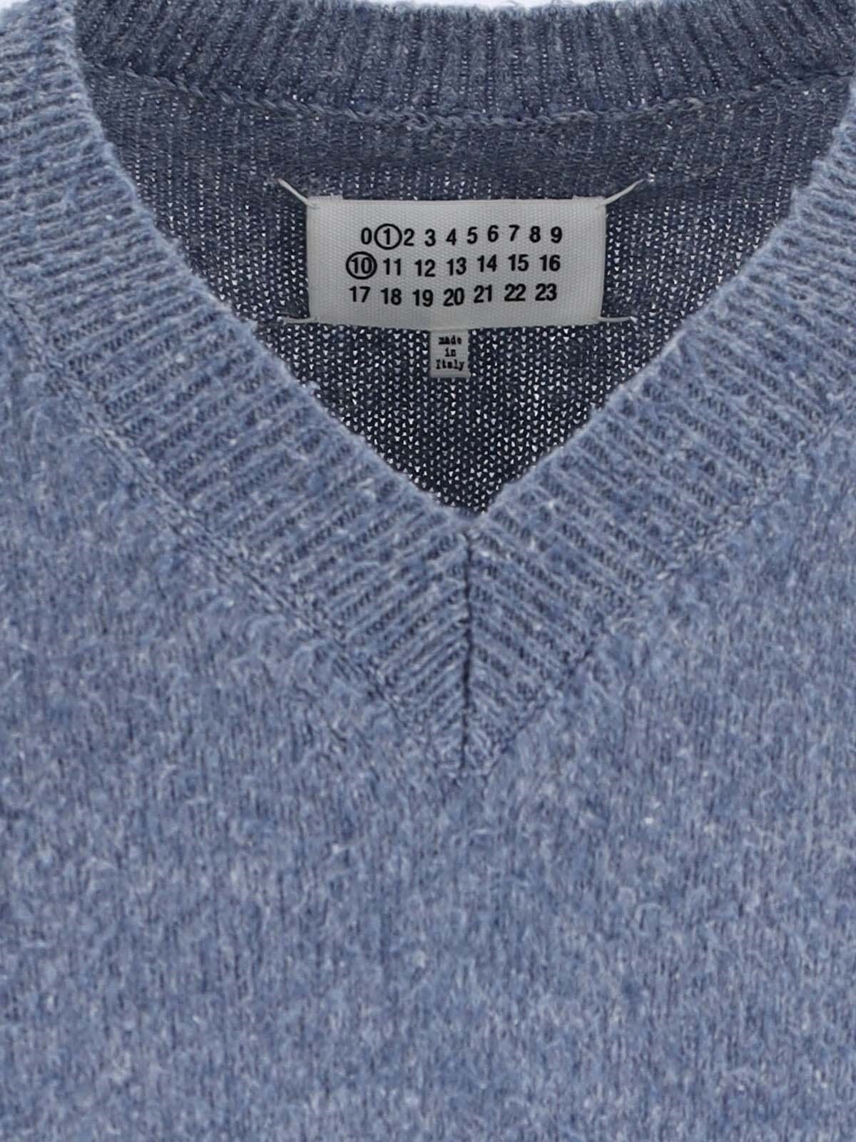 'FOUR STITCHES' SWEATER - 4