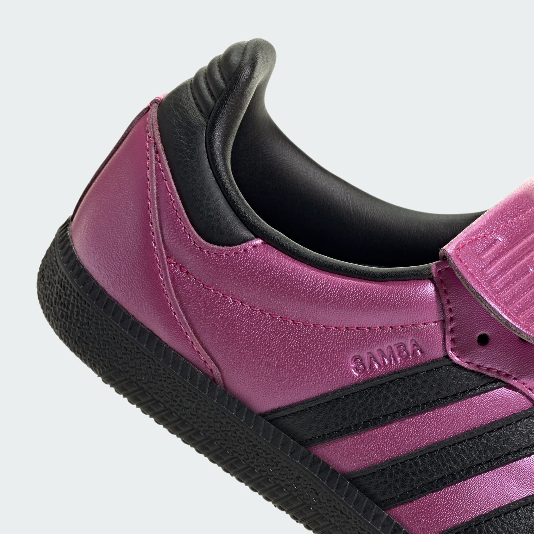 Samba Long Tongue Shoes - 9
