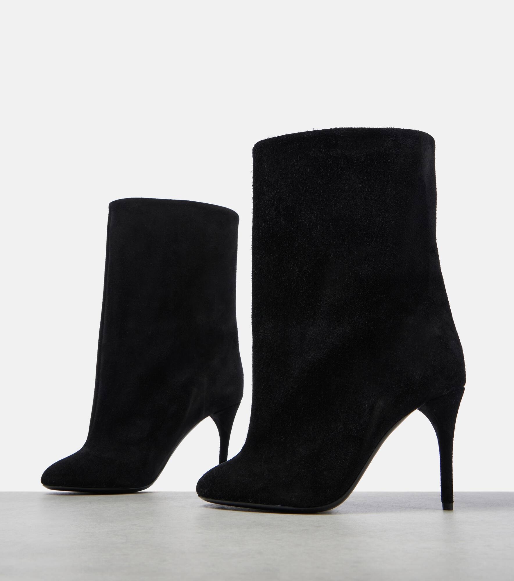 Suede ankle boots - 5
