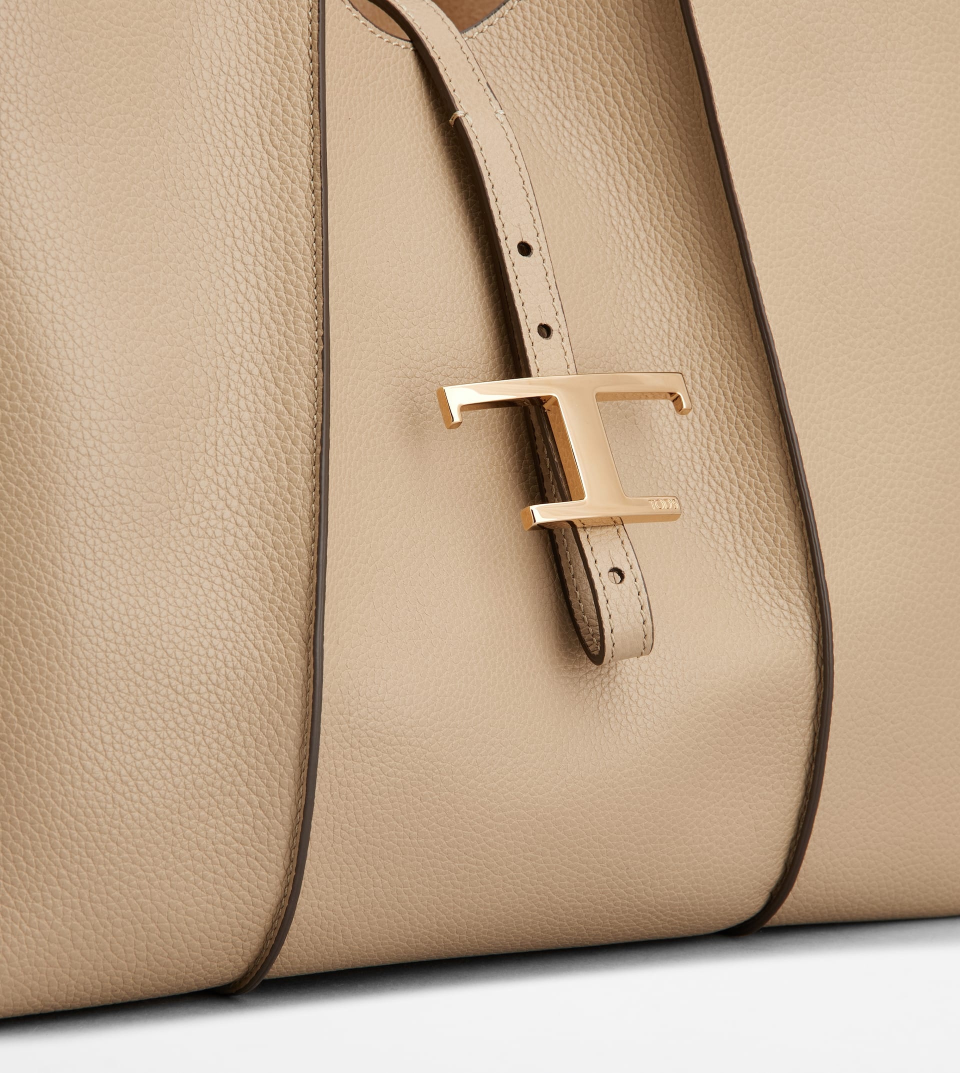 T TIMELESS SHOPPING BAG IN LEATHER SMALL - BEIGE - 5