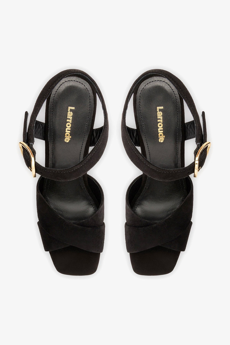 Cher Sandal In Black Leather 6