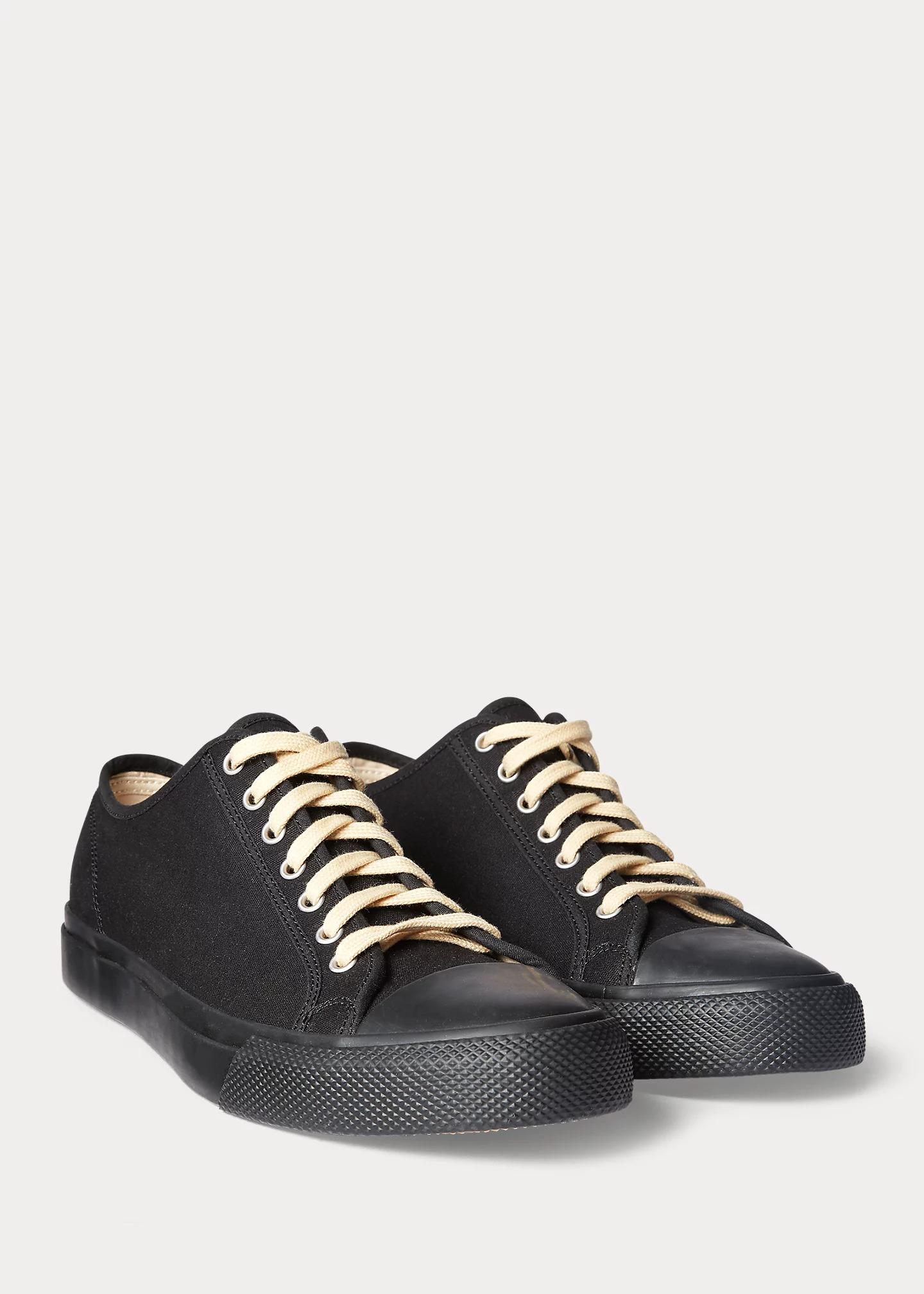 Canvas Sneaker - 8