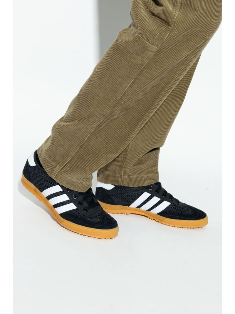adidas Tischtennis sneakers outlook