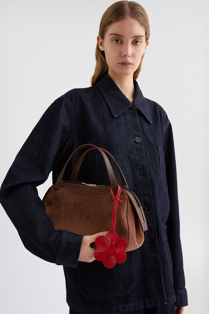 Jil Sander Daisy Charm outlook